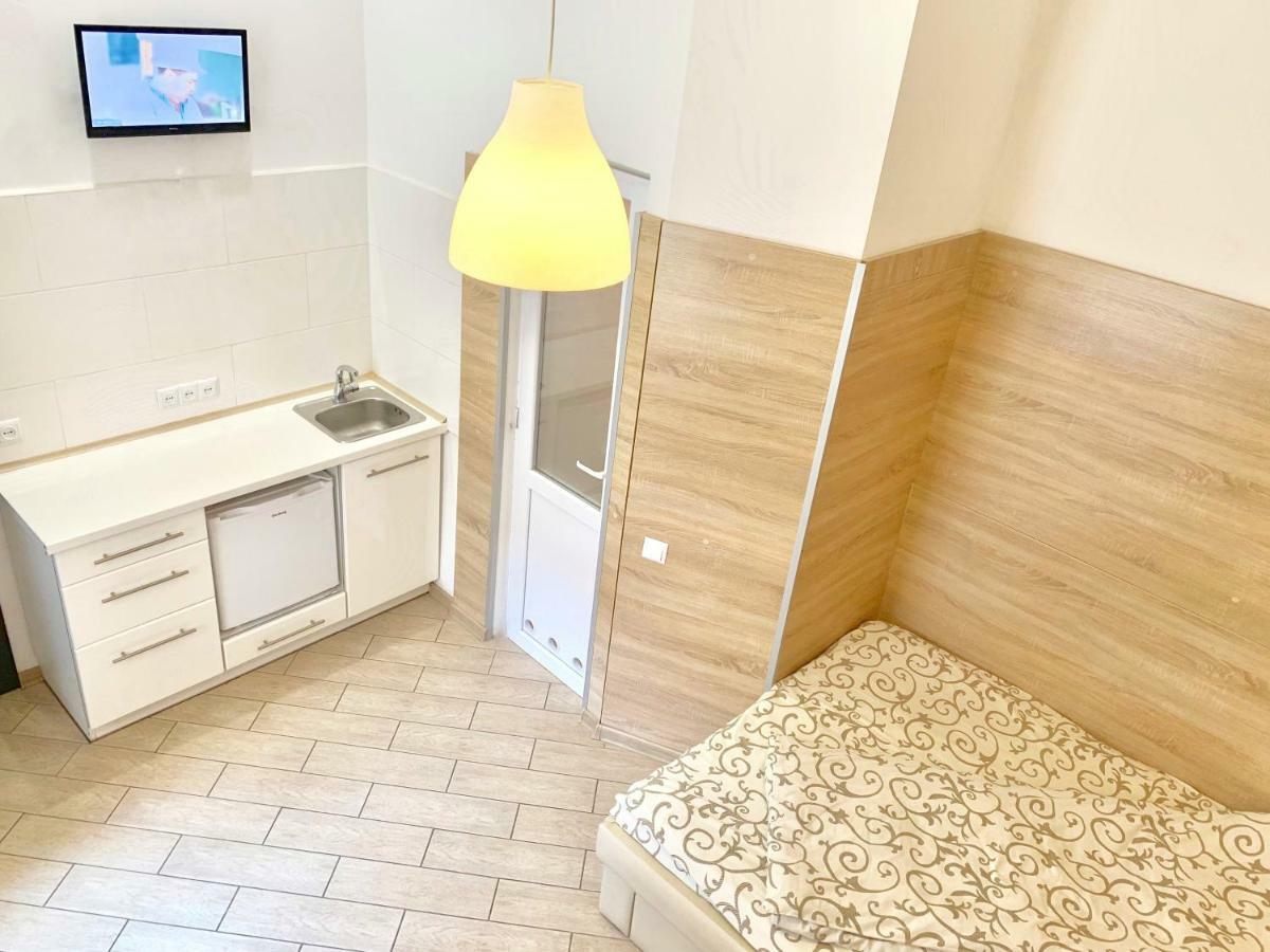Smart -апартаменти в центрі Львова - 2 хв до Оперного Театру Экстерьер фото